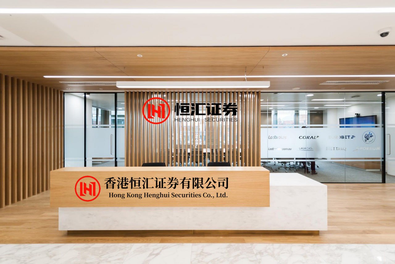 盛金緣證券平臺(tái) 鞠婧祎演了這么多戲臉卻永遠(yuǎn)一個(gè)樣?2026年她突然松動(dòng)了